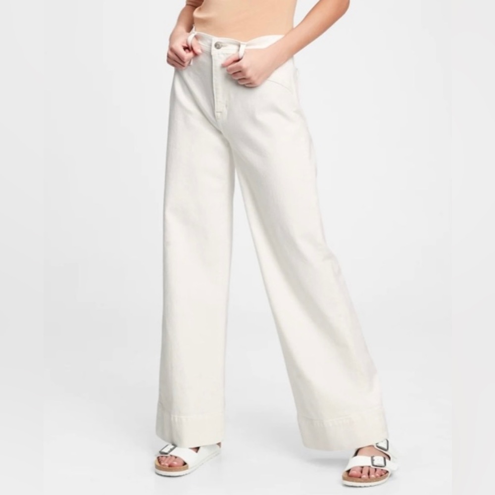 High Waisted White Jeans